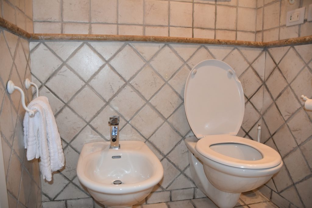 do czego służy bidet